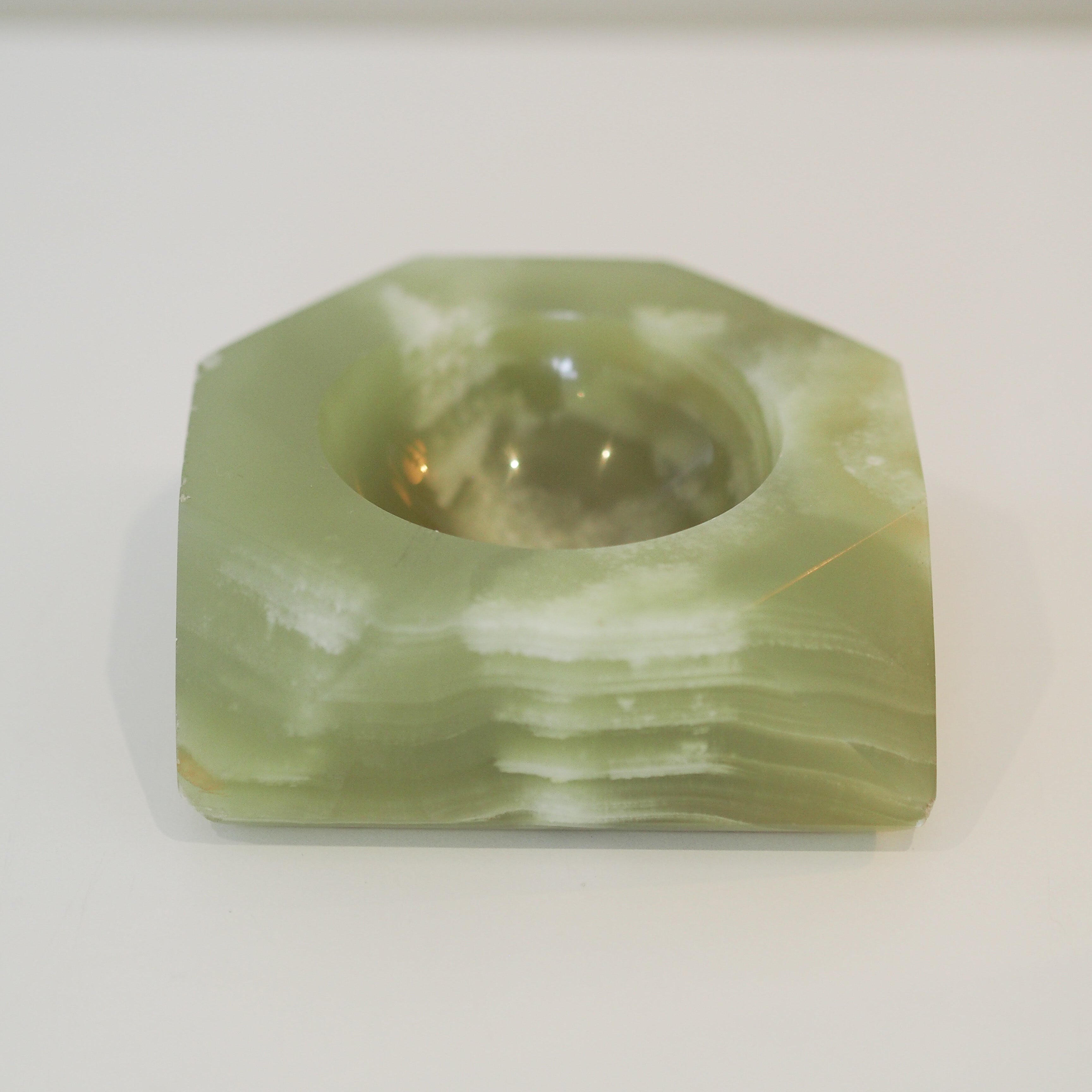 JADE ONYX Jewellery Catchall