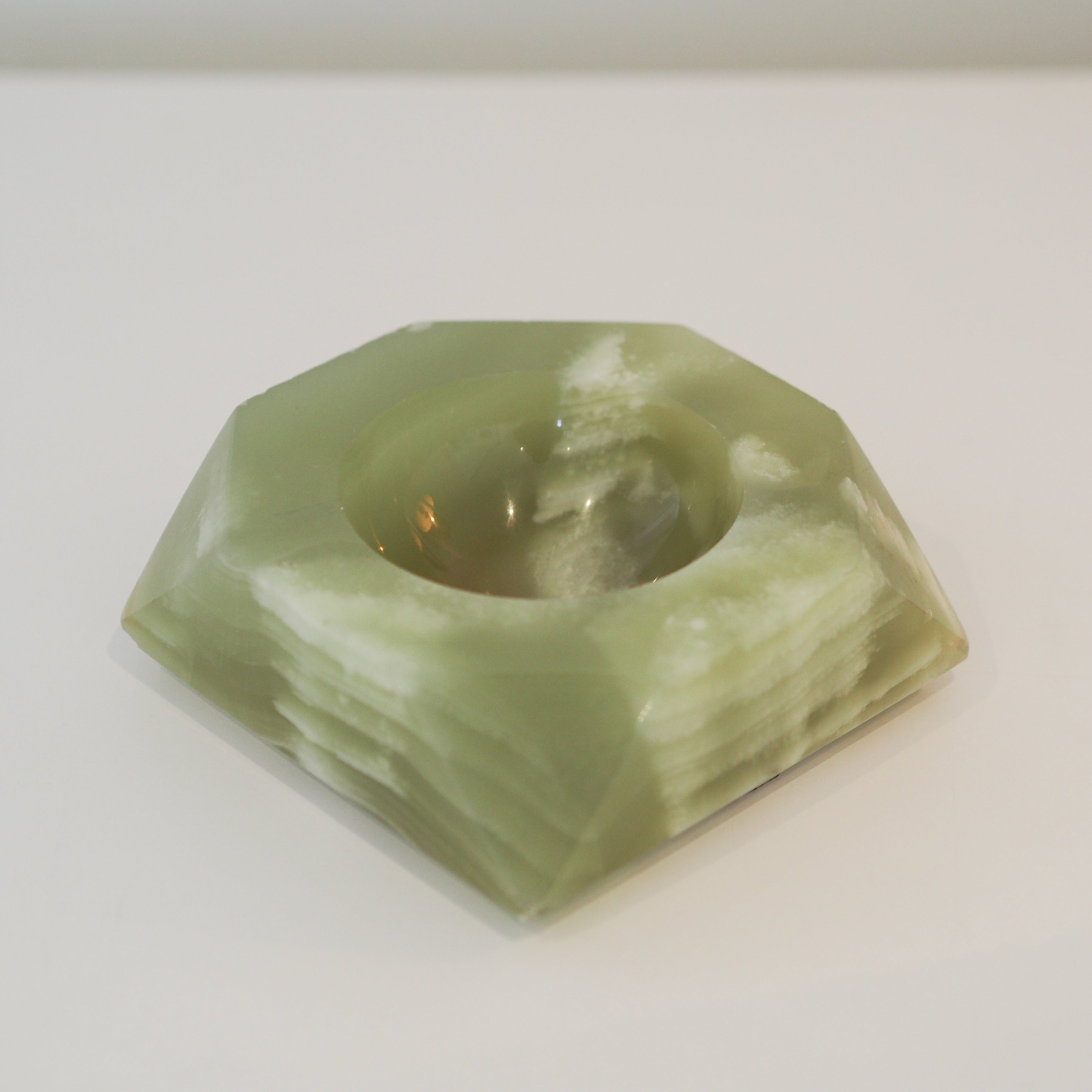 JADE ONYX Jewellery Catchall